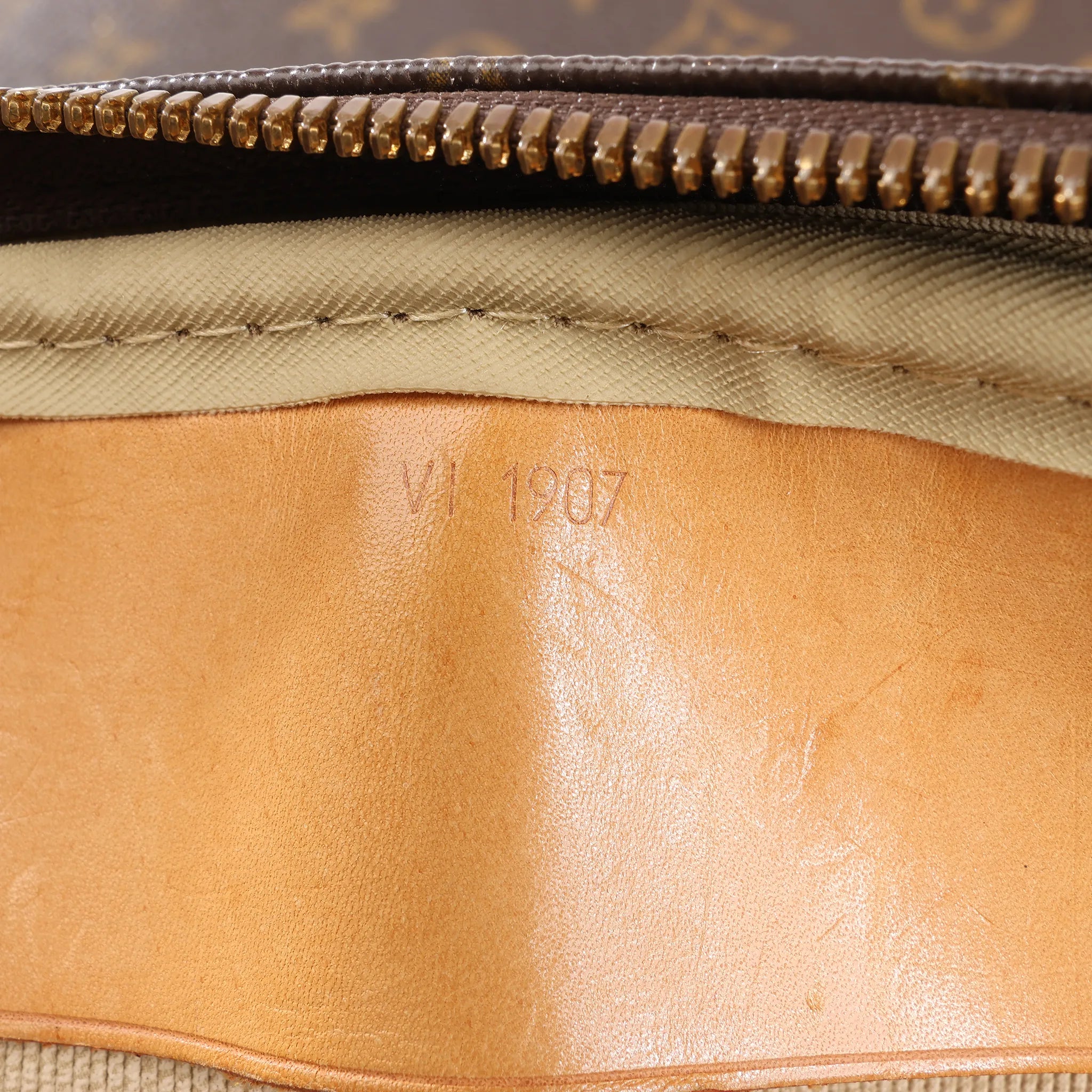 Louis Vuitton Monogram Canvas Alize 2 Poches Travel Bag M41399