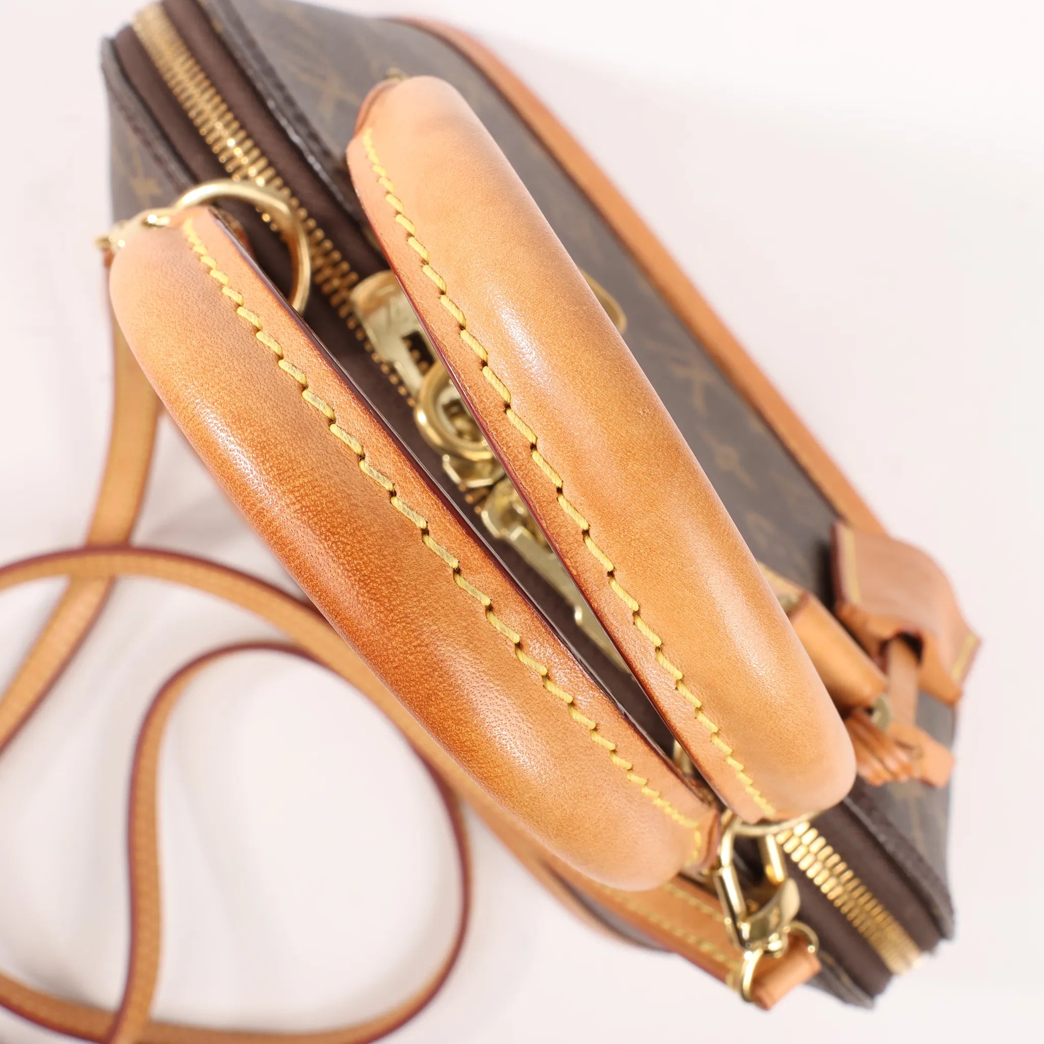 Louis Vuitton Alma BB Monogram Canvas 2Way Handbag in Brown M53152
