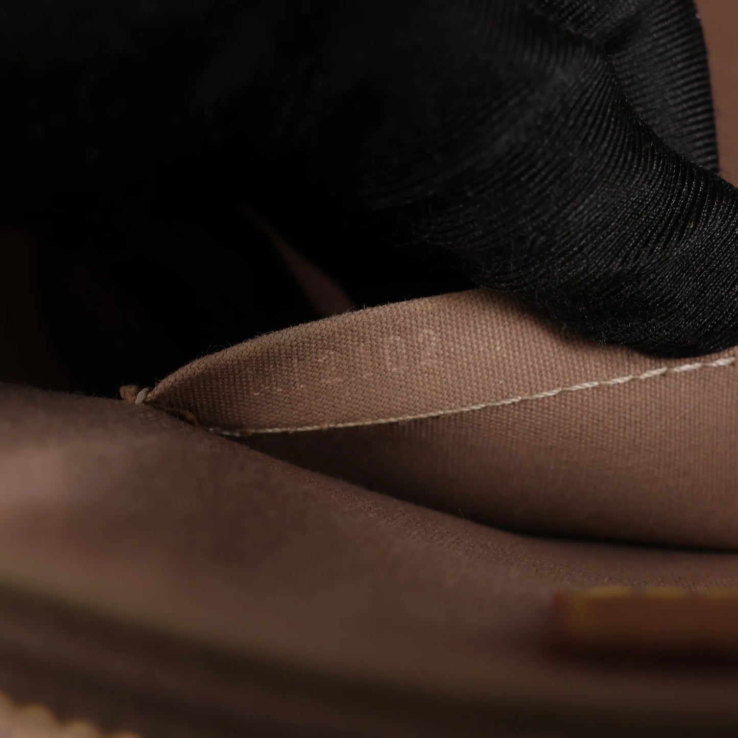 Louis Vuitton Alma BB Monogram Vernis 2-Wege-Handtasche in Rosa M50415