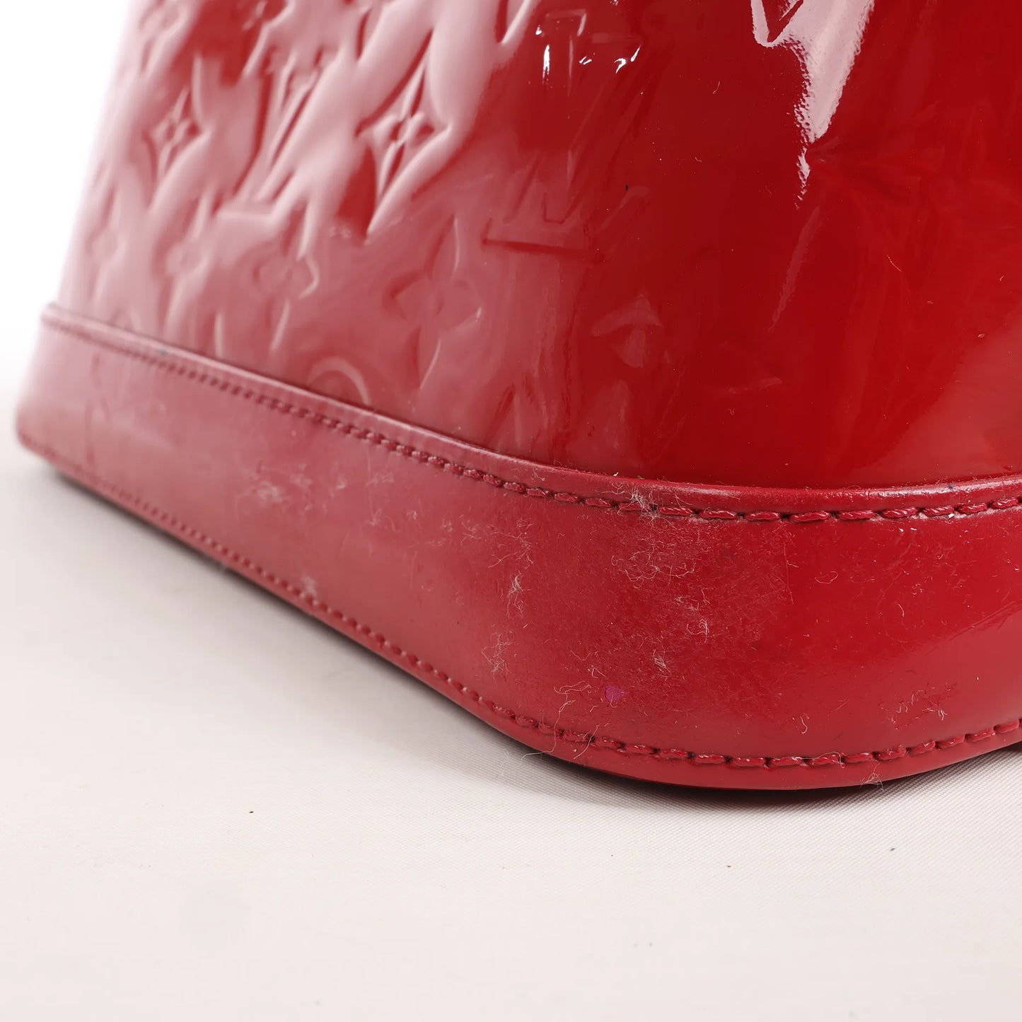 Louis Vuitton Alma BB Monogram Vernis 2Way Handbag in Red M90174