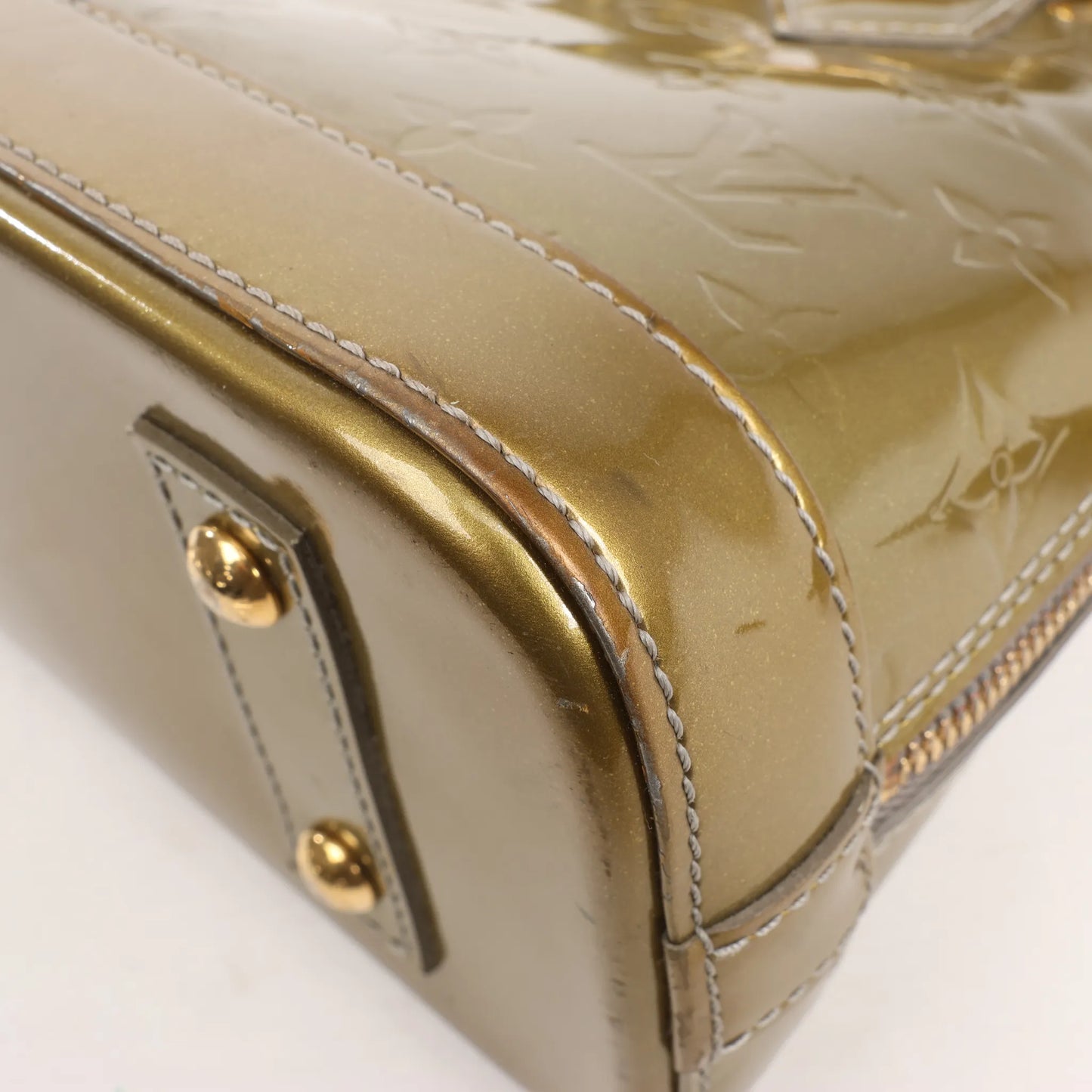 Louis Vuitton Alma BB Monogram Vernis 2Way Handbag in Gold M91677