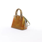 Bolso de mano Louis Vuitton Alma BB Monogram Vernis 2Way en dorado M91677