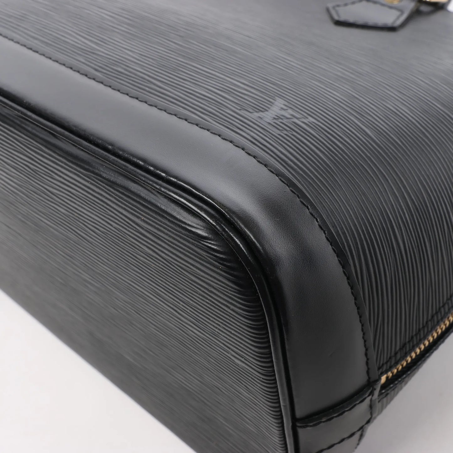Sac à main Louis Vuitton Alma en cuir Epi noir M40302