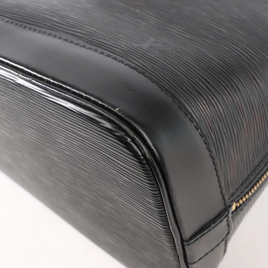 Louis Vuitton Epi Leather Alma PM Handbag in Black M52142