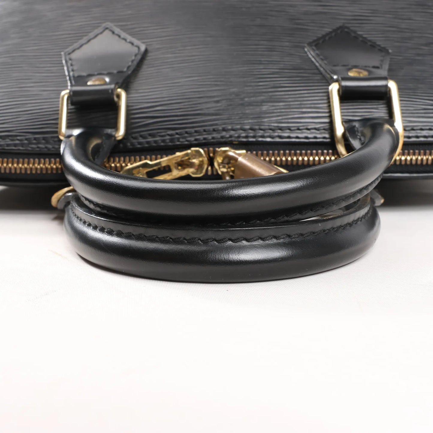 Louis Vuitton Epi Leather Alma PM Handbag in Black M52142