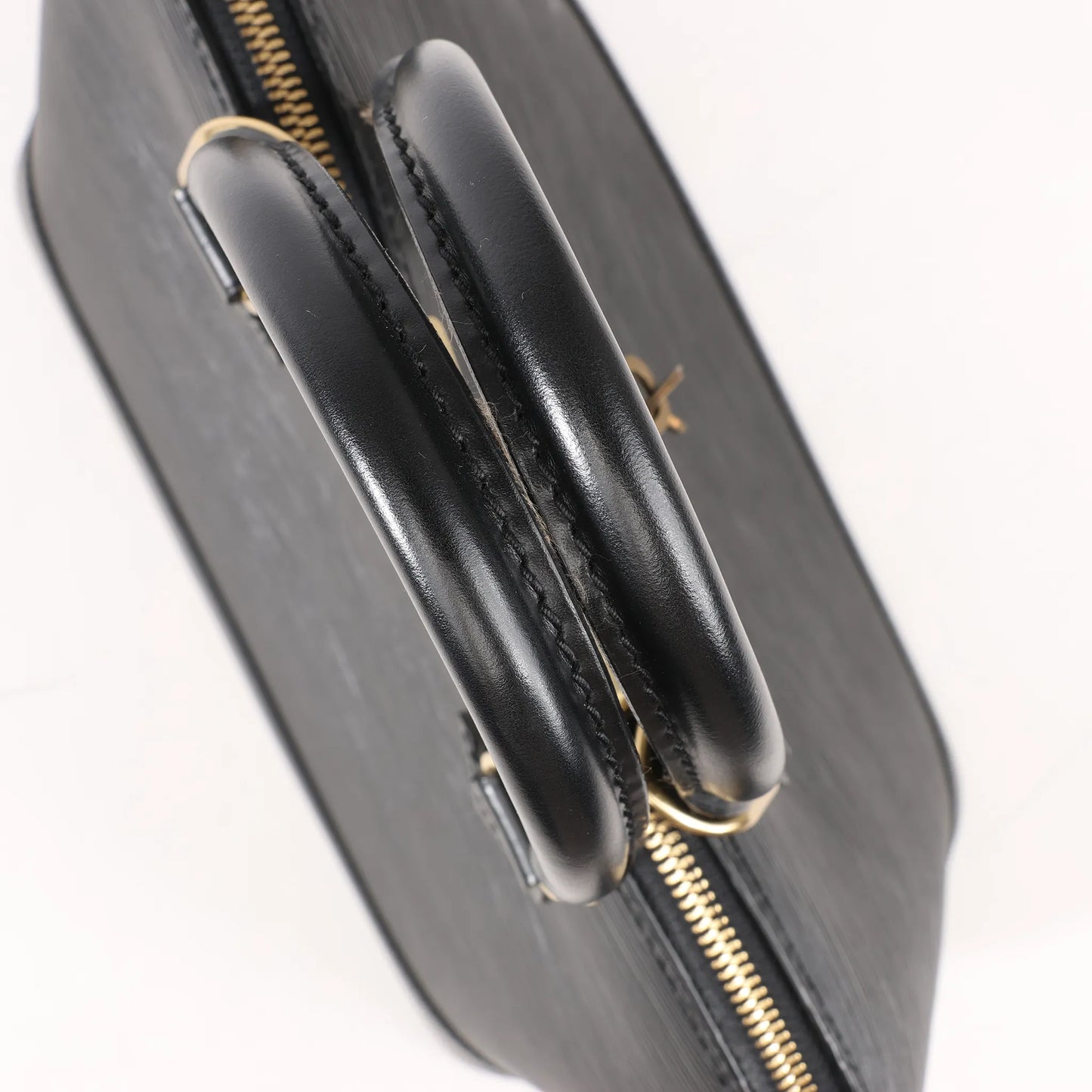 Louis Vuitton Epi Leather Alma PM Handbag in Black M52142