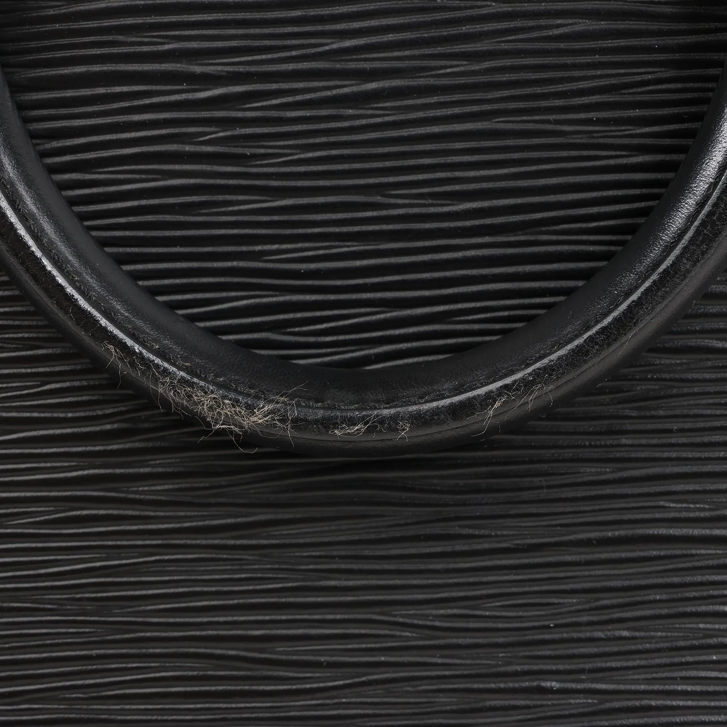 Louis Vuitton Epi Leather Alma PM Handbag in Black M52142