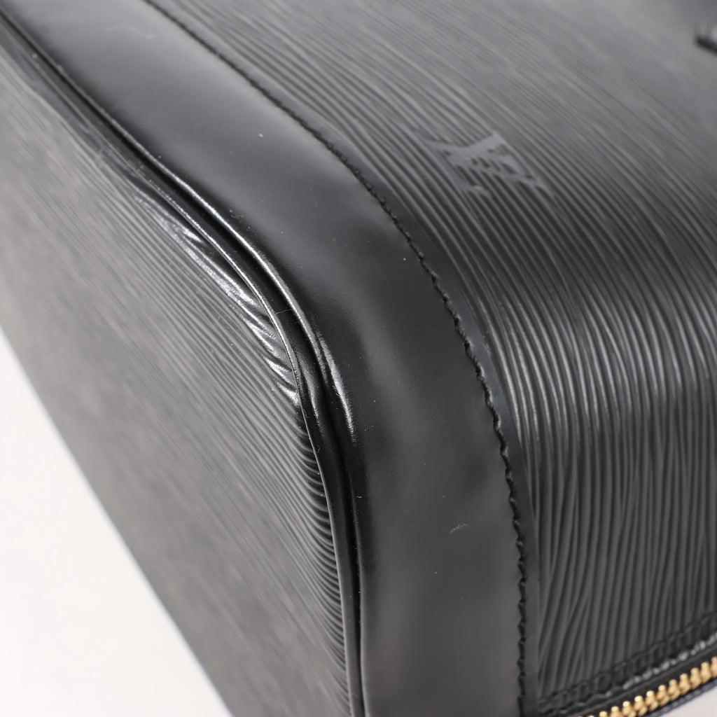 Louis Vuitton Epi Leather Alma PM Handbag in Black M52142