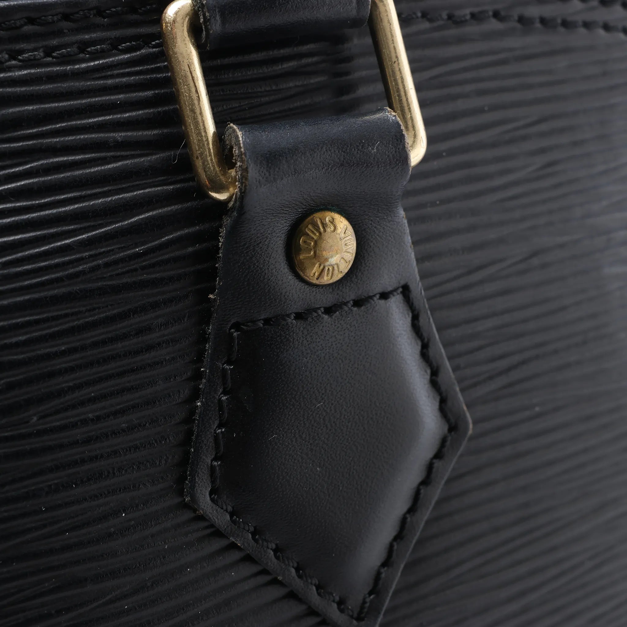 Louis Vuitton Alma PM Epi Leather Handbag in Black M52142