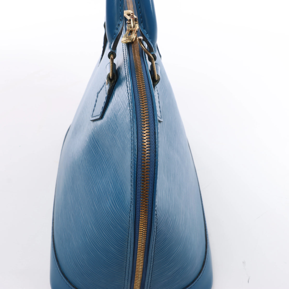 Louis Vuitton Alma Epi Leather Handbag in Blue M52145