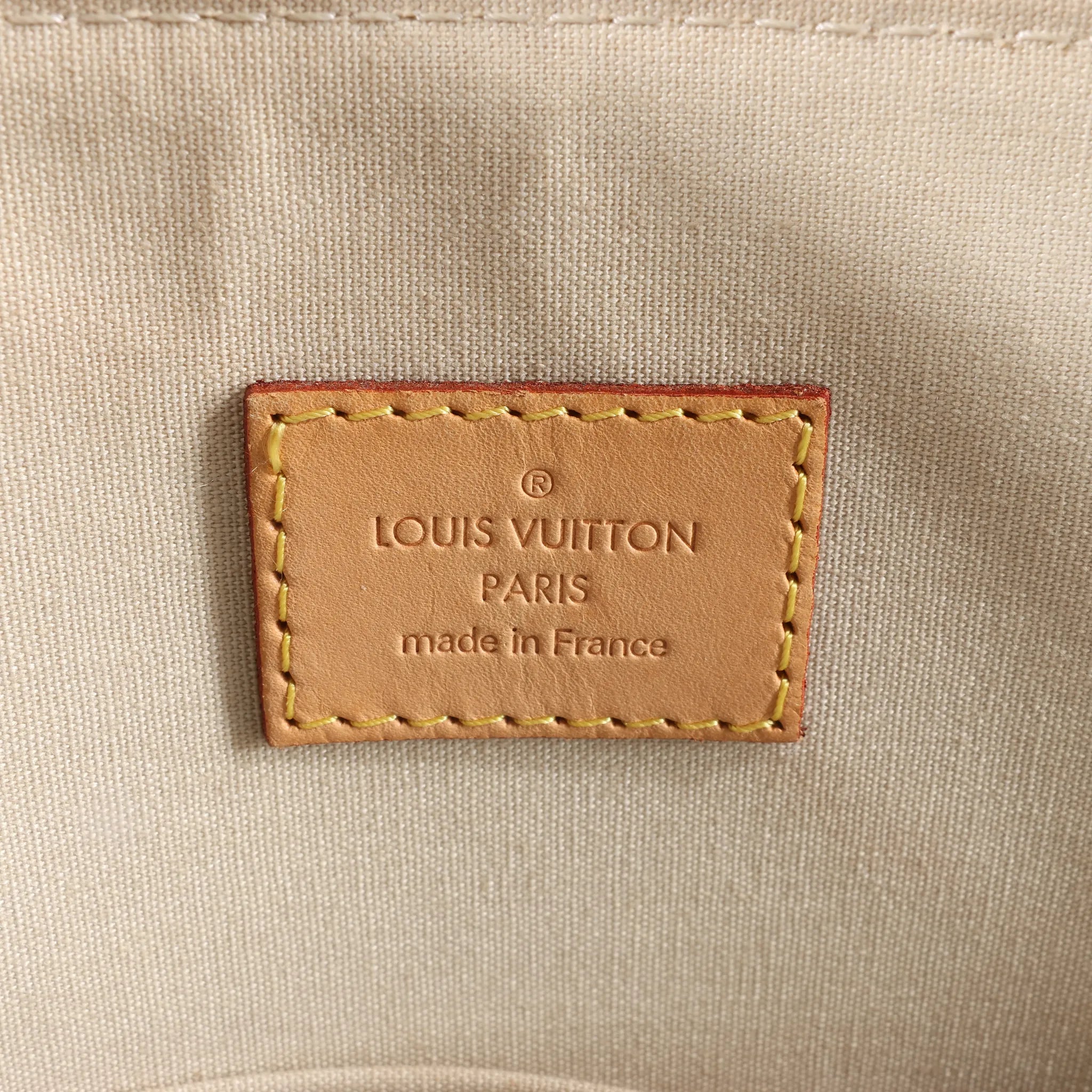 Louis Vuitton Alma GM Vernis Leather Handbag in Yellow M91450