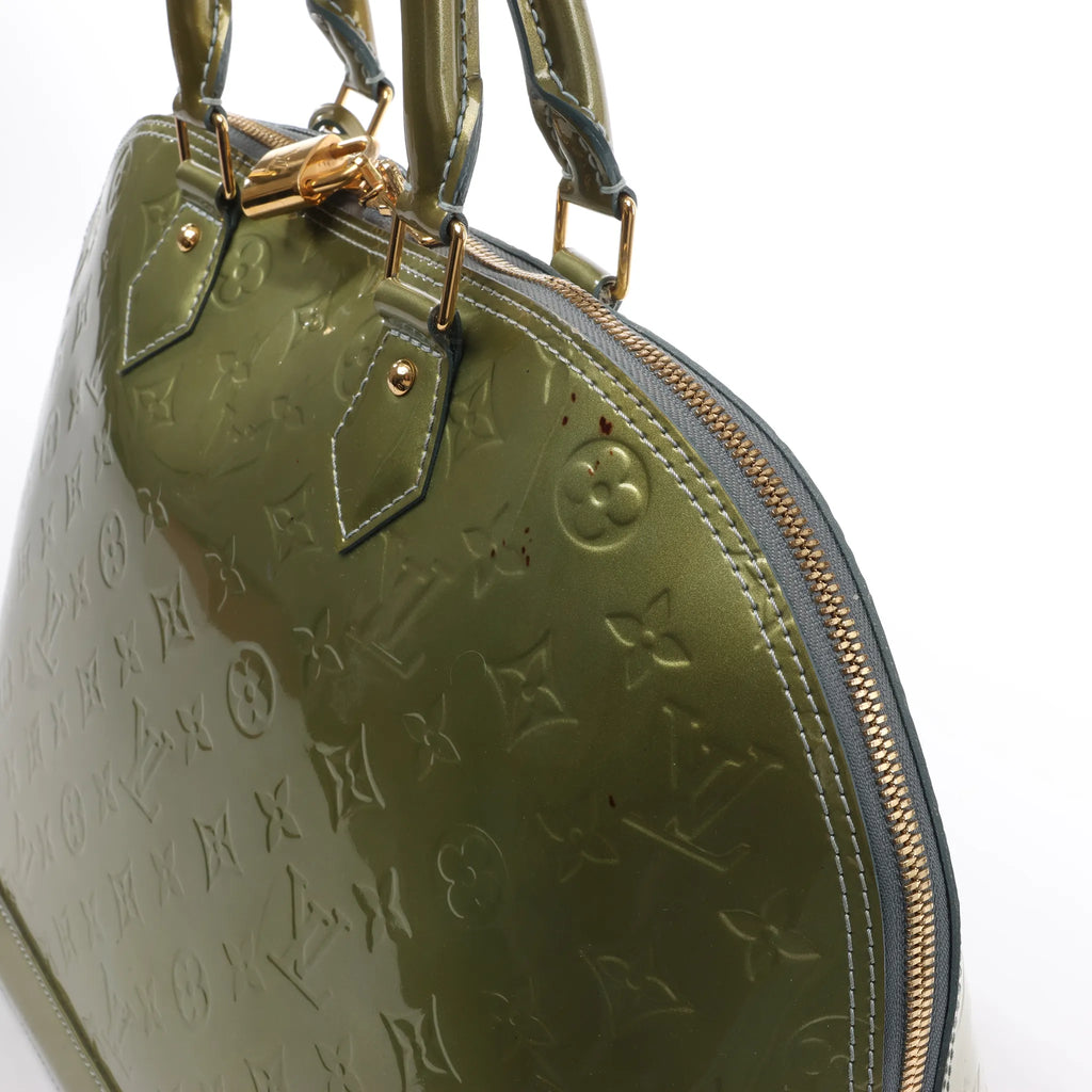Louis Vuitton Alma GM Vernis Leather Handbag in Green M91558