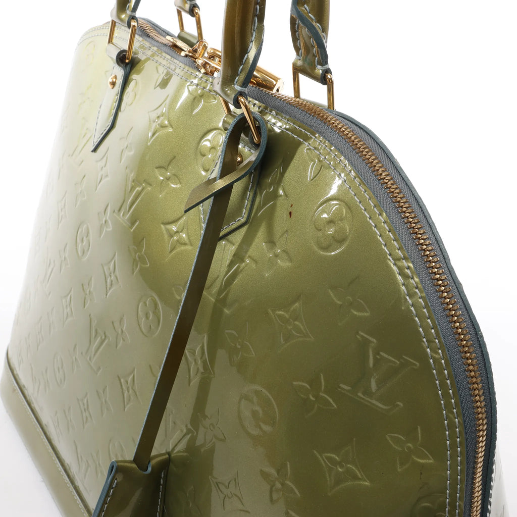 Louis Vuitton Alma GM Vernis Leather Handbag in Green M91558