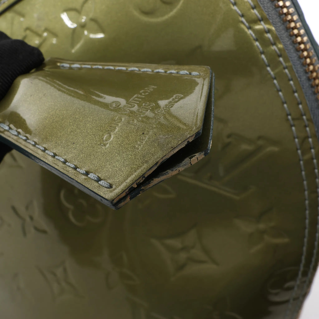 Louis Vuitton Alma GM Vernis Leather Handbag in Green M91558
