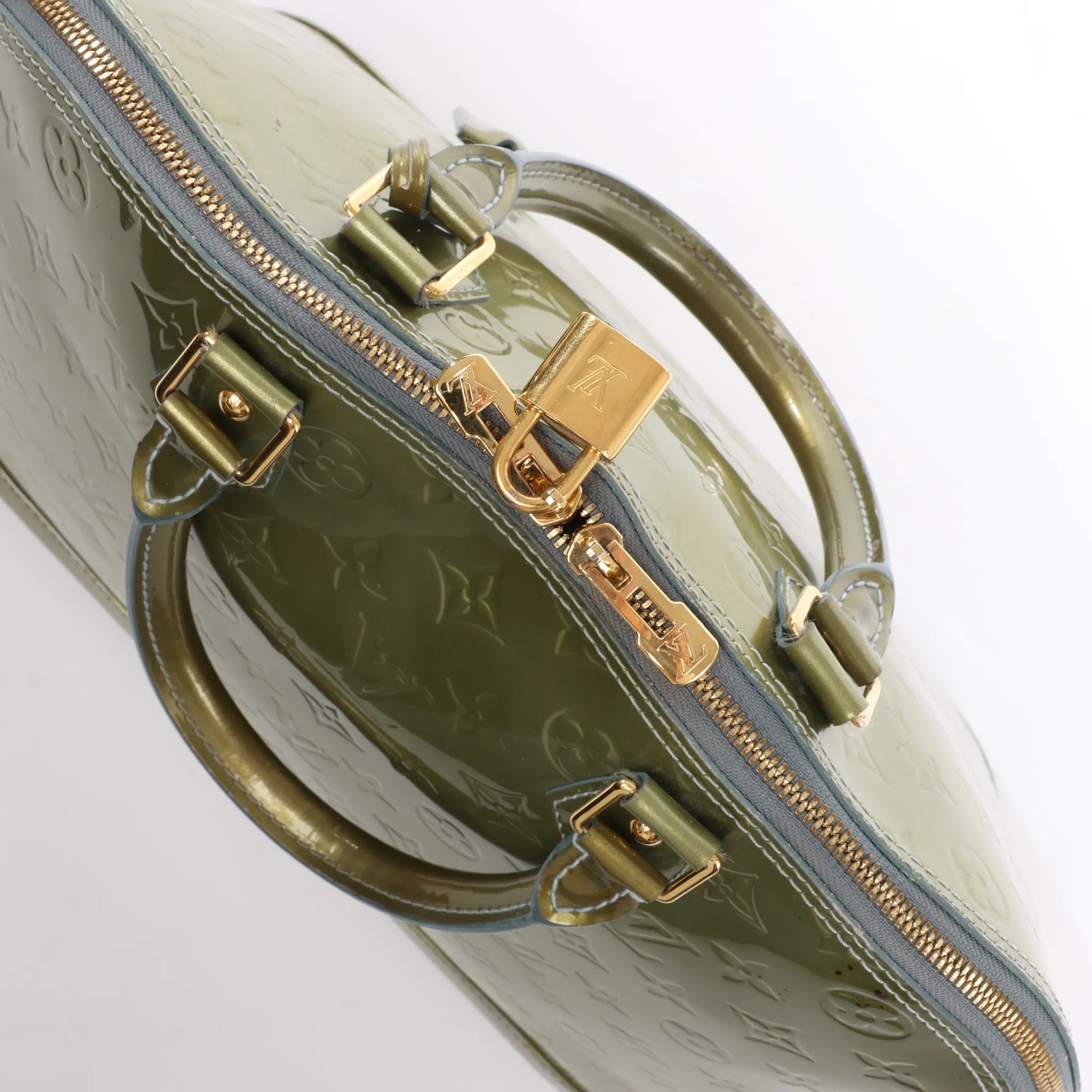 Louis Vuitton Alma GM Vernis Leather Handbag in Green M91558
