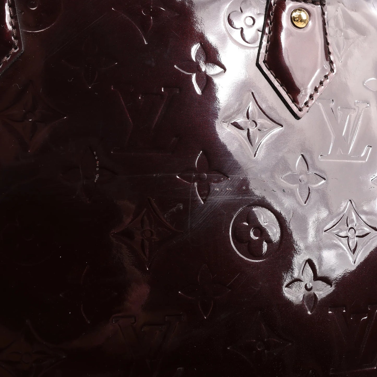 Louis Vuitton Vernis Alma GM Handbag in Burgundy M91687