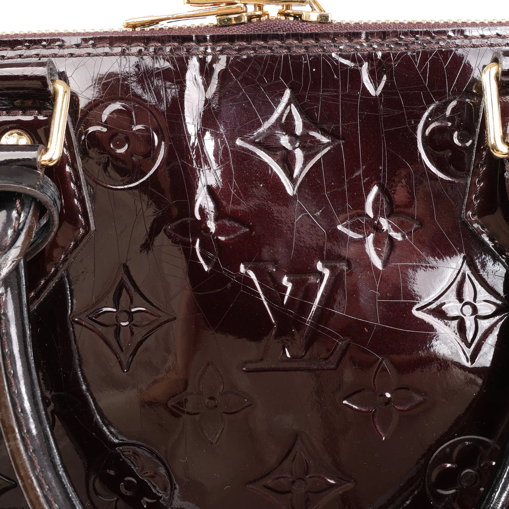 Louis Vuitton Vernis Alma GM Handbag in Amarante M93595