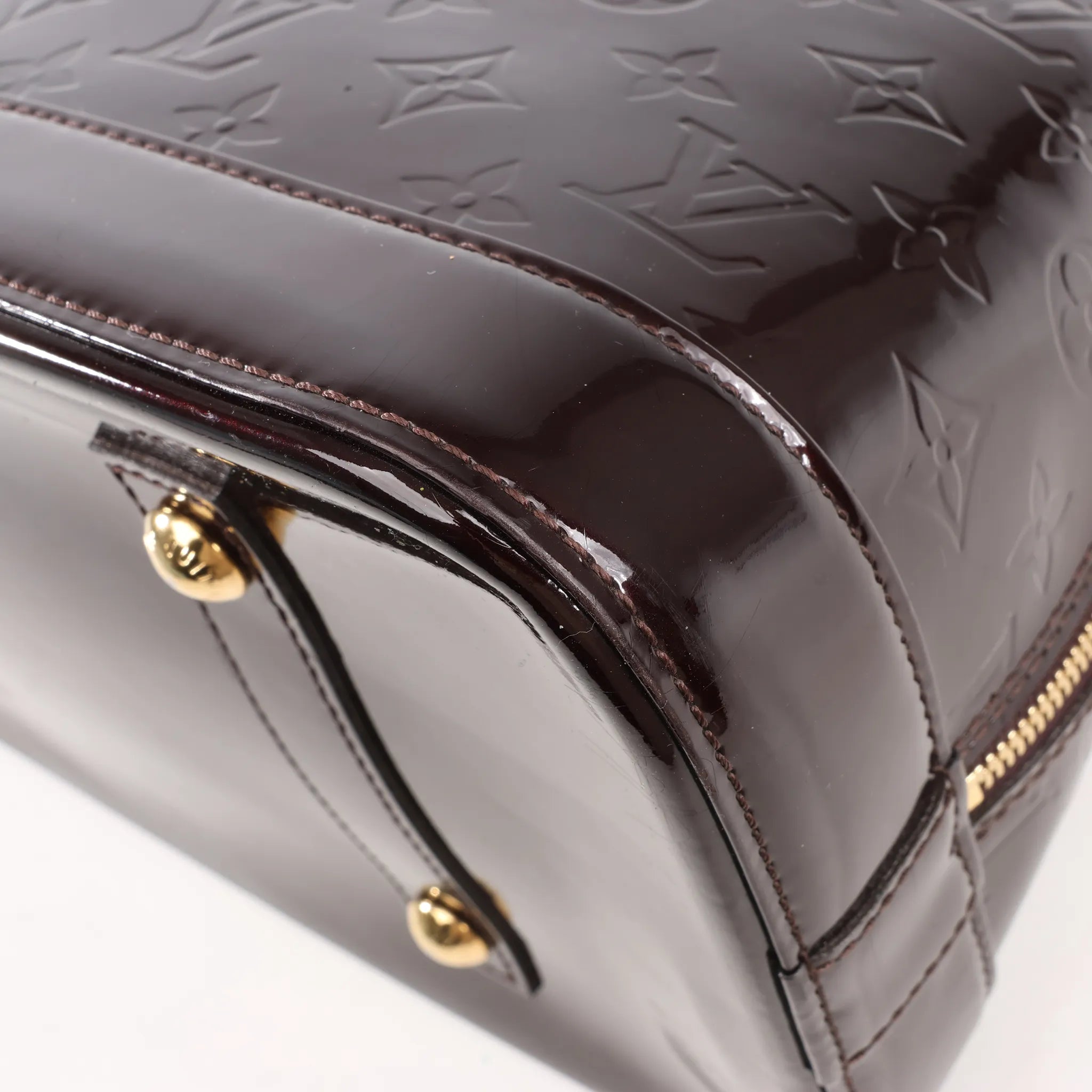 Louis Vuitton Vernis Alma GM Handbag in Amarante M93595