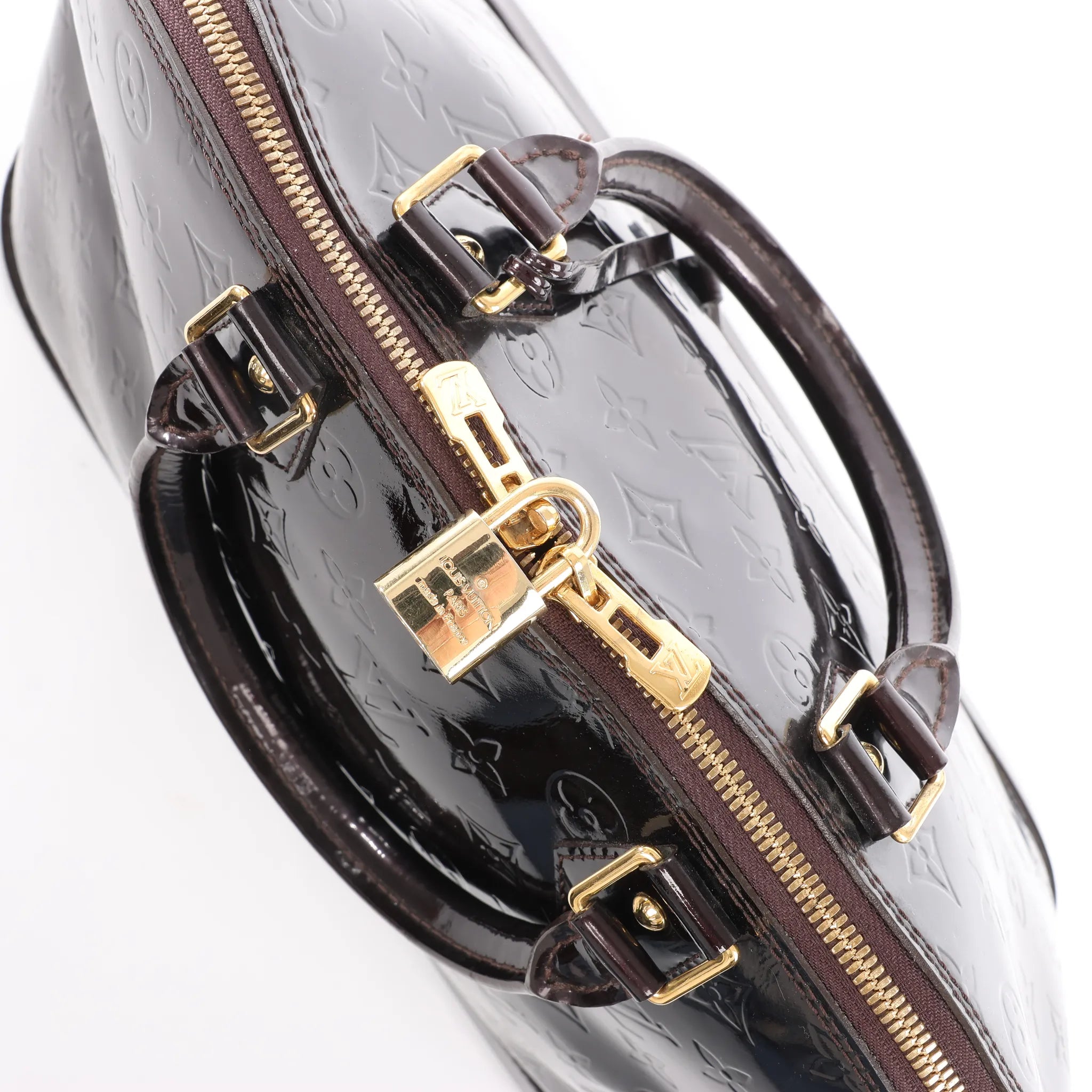 Louis Vuitton Alma GM Vernis Leather Handbag in Burgundy M93595