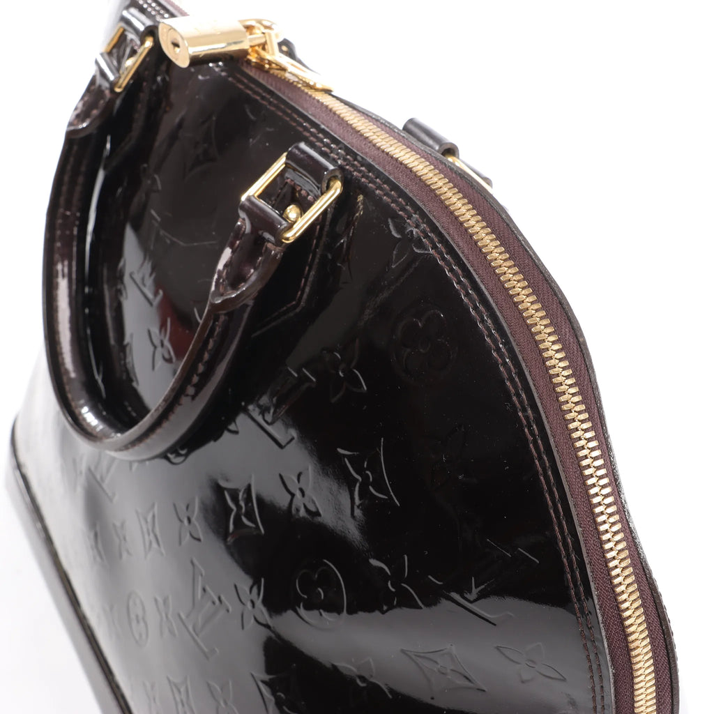 Louis Vuitton Alma GM Vernis Leather Handbag in Burgundy M93595