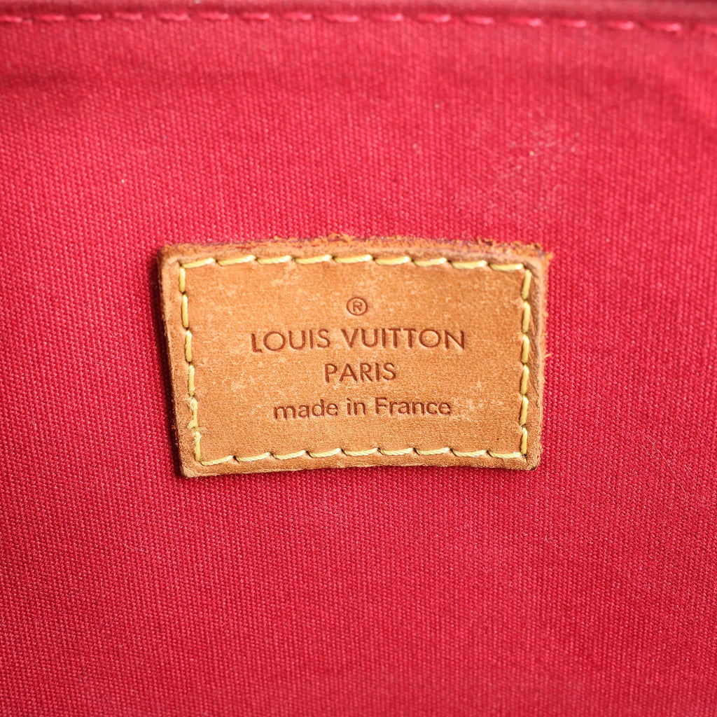 Louis Vuitton Alma GM Vernis Leather Handbag in Red M93596