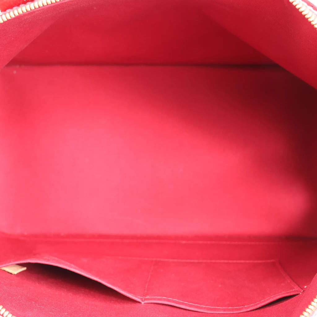 Louis Vuitton Alma GM Vernis Leather Handbag in Red M93596