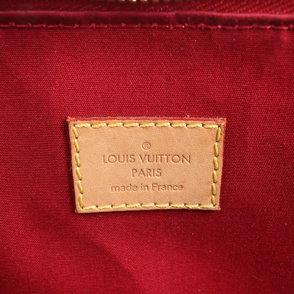 Louis Vuitton Alma GM Vernis Leather Handbag in Red M93596