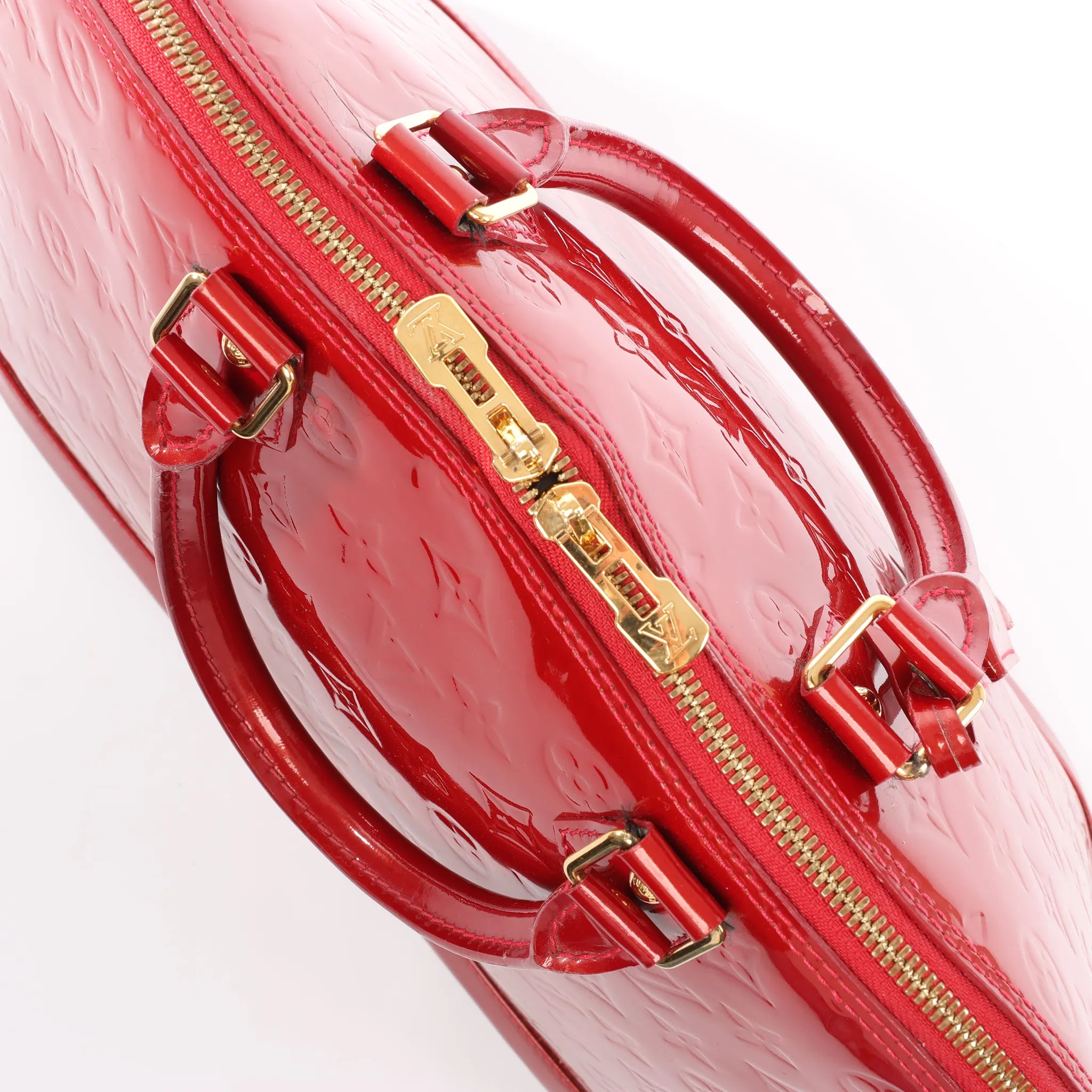 Louis Vuitton Alma GM Vernis Leather Handbag in Red M93596