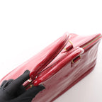 Louis Vuitton Alma GM Vernis Leather Handbag in Red M93596