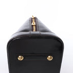 Louis Vuitton Alma MM Vernis Leather 2 Way Handbag in Amarante M90024