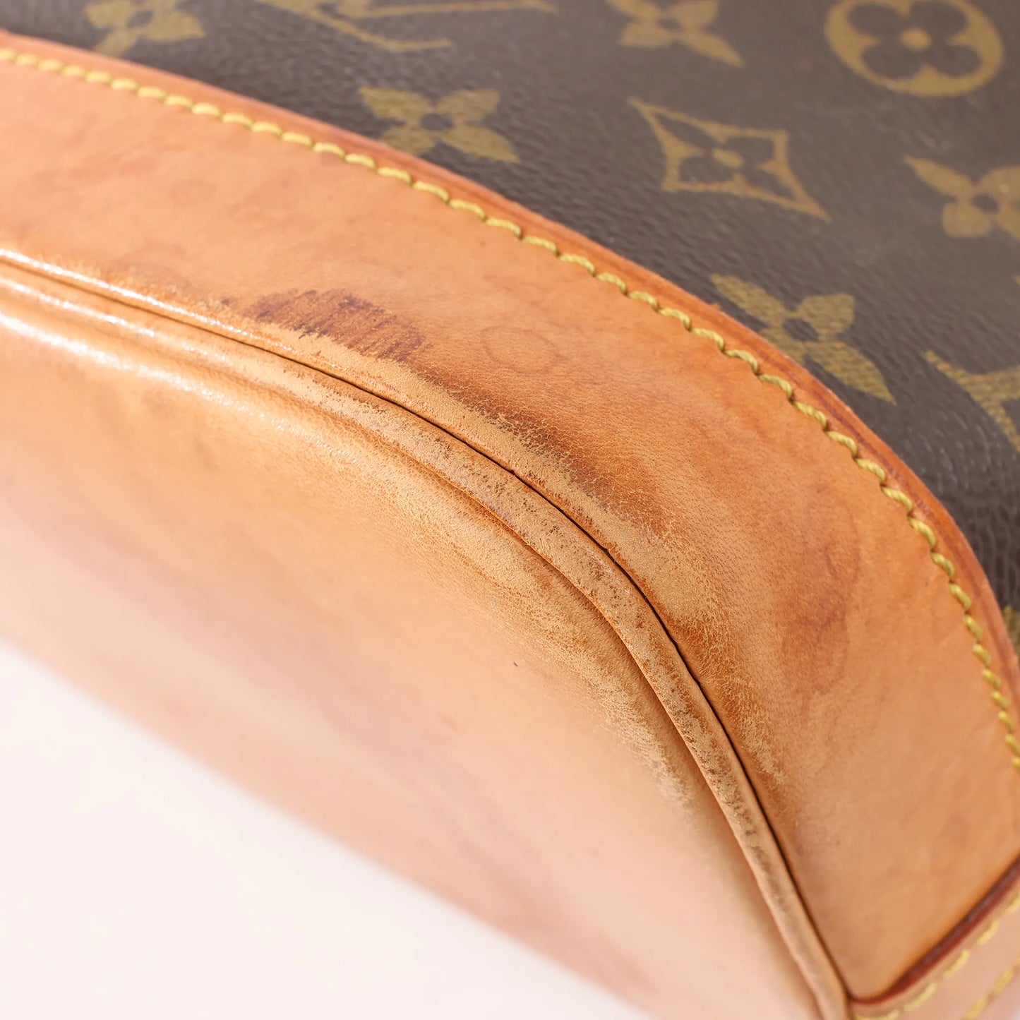 Louis Vuitton Monogram Canvas Alma PM Handtasche in Braun M51130