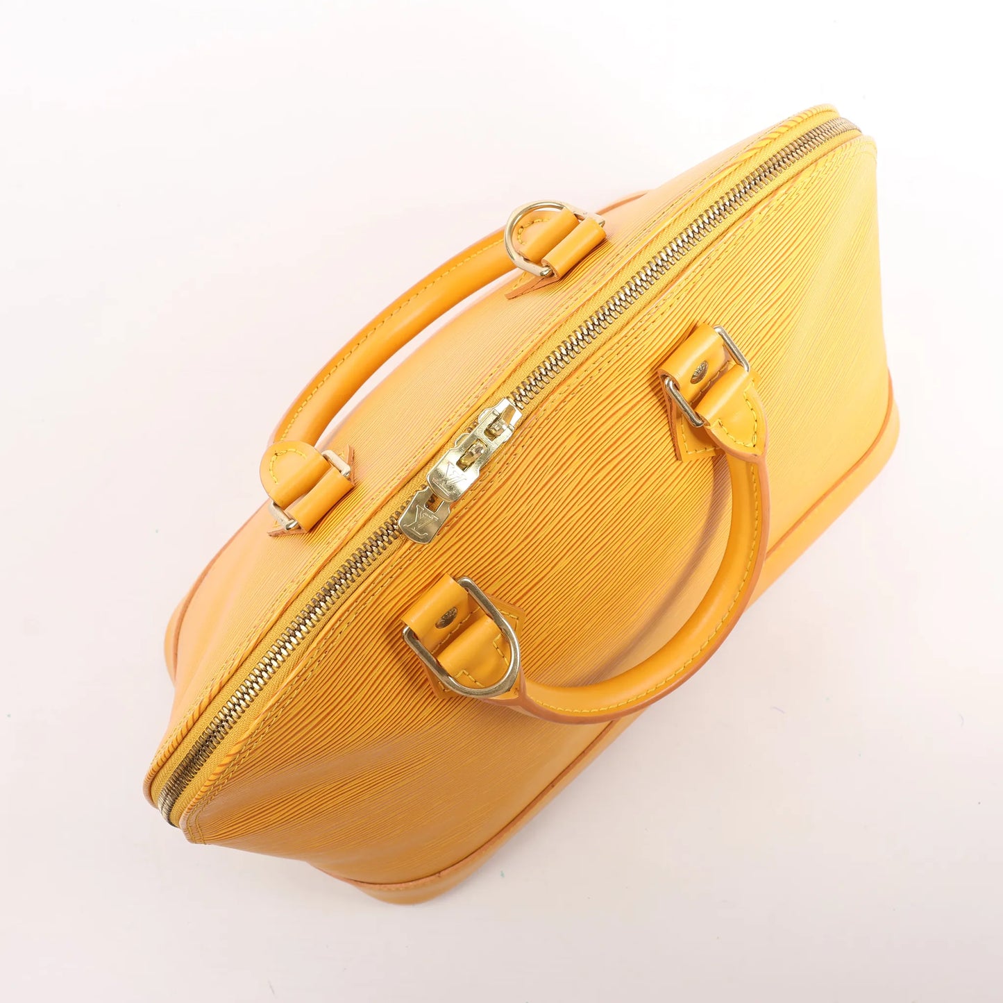 Sac à main Louis Vuitton Alma PM en cuir épi jaune M40619