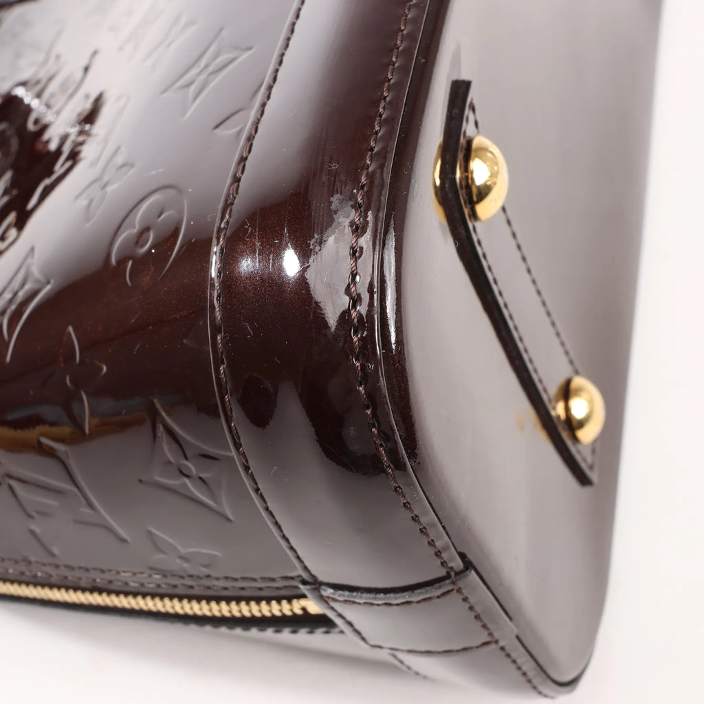 Louis Vuitton Vernis Alma PM Handbag in Amarante M91611