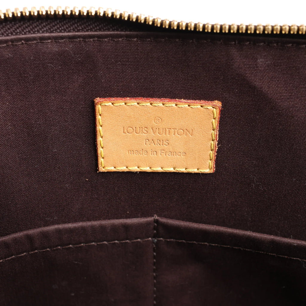 Louis Vuitton Vernis Alma PM Handbag in Amarante M91611