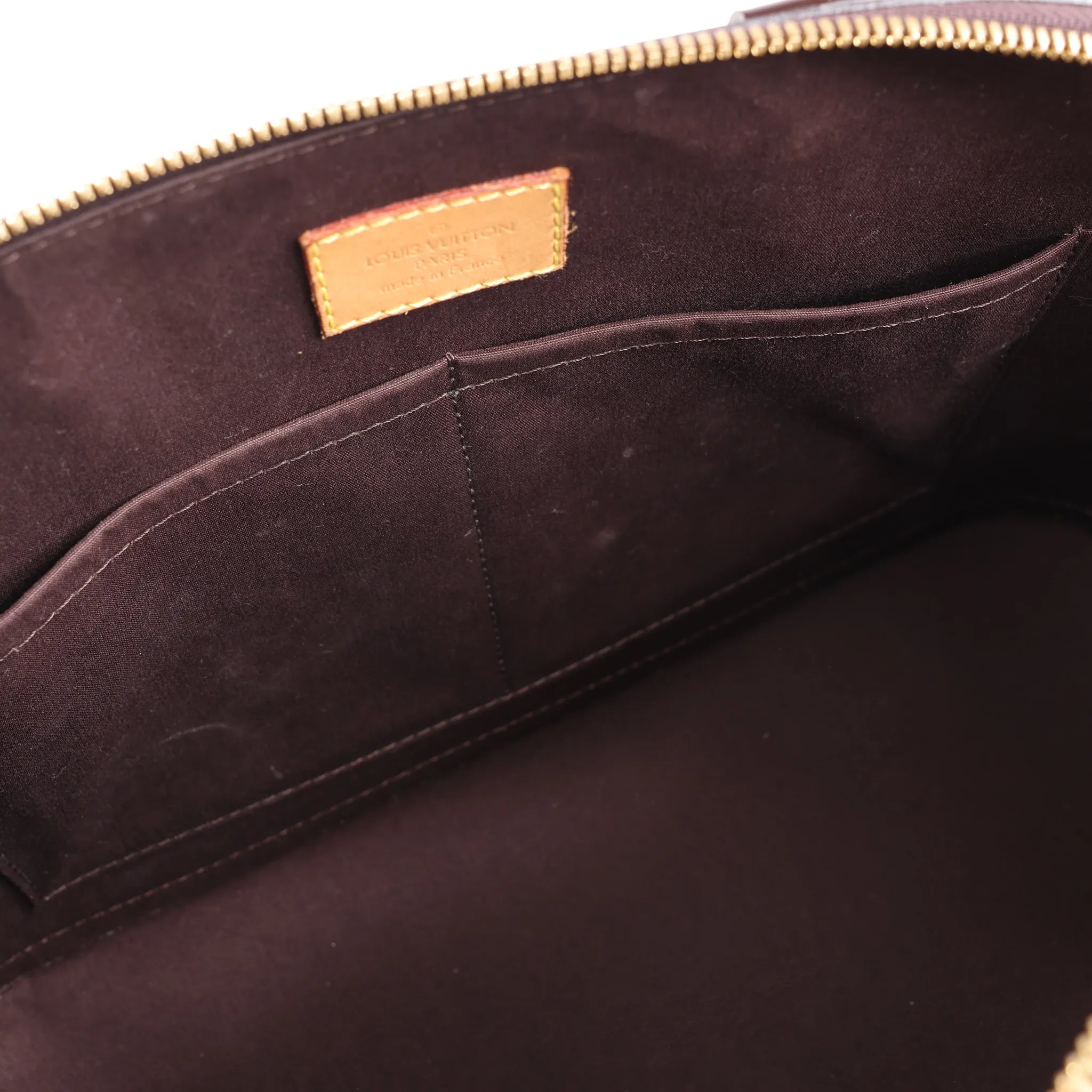 Louis Vuitton Vernis Alma PM Handbag in Amarante M91611