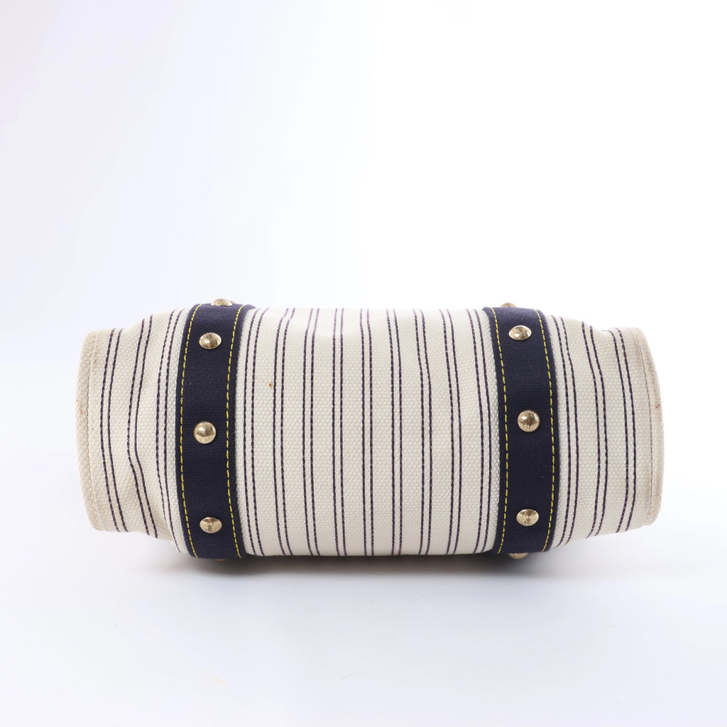 Bolso de hombro LockMe de Louis Vuitton en negro