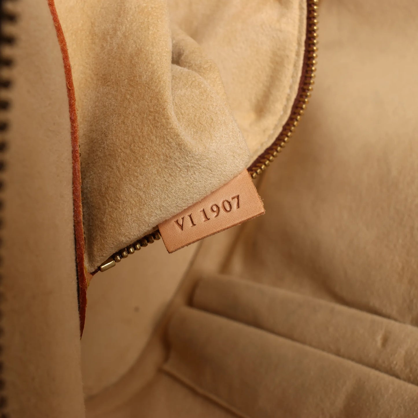 Louis Vuitton Babylone Classic Monogram Canvas Shoulder Bag in Brown M51102