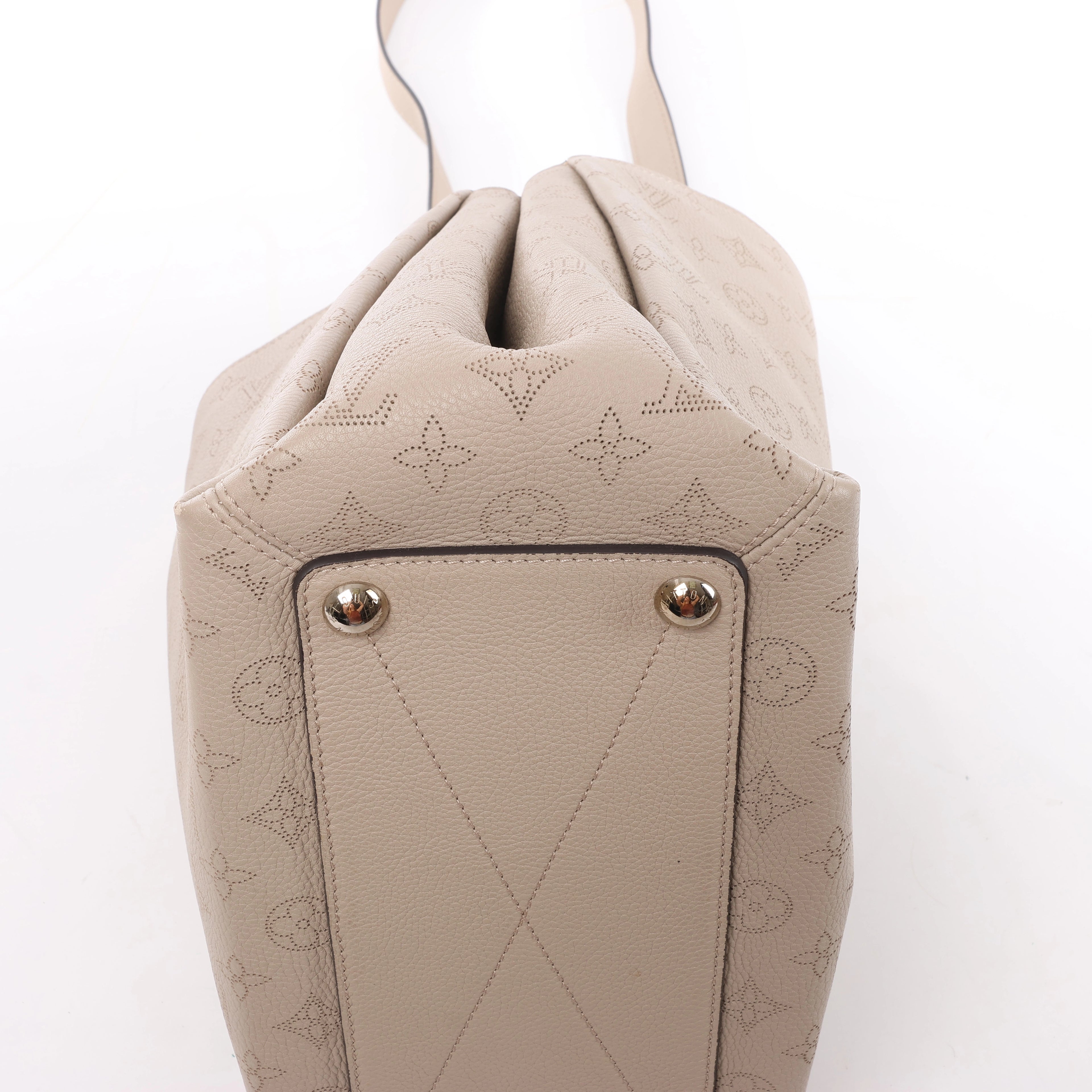 Louis Vuitton Babylon PM Monogram Mahina 2Way Handbag in Beige M50032
