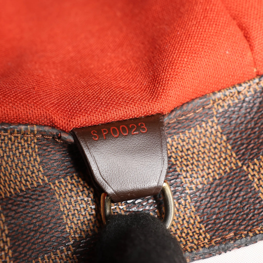 Louis Vuitton Bastille Damier Ebene Messenger Crossbody Bag in Brown N45258