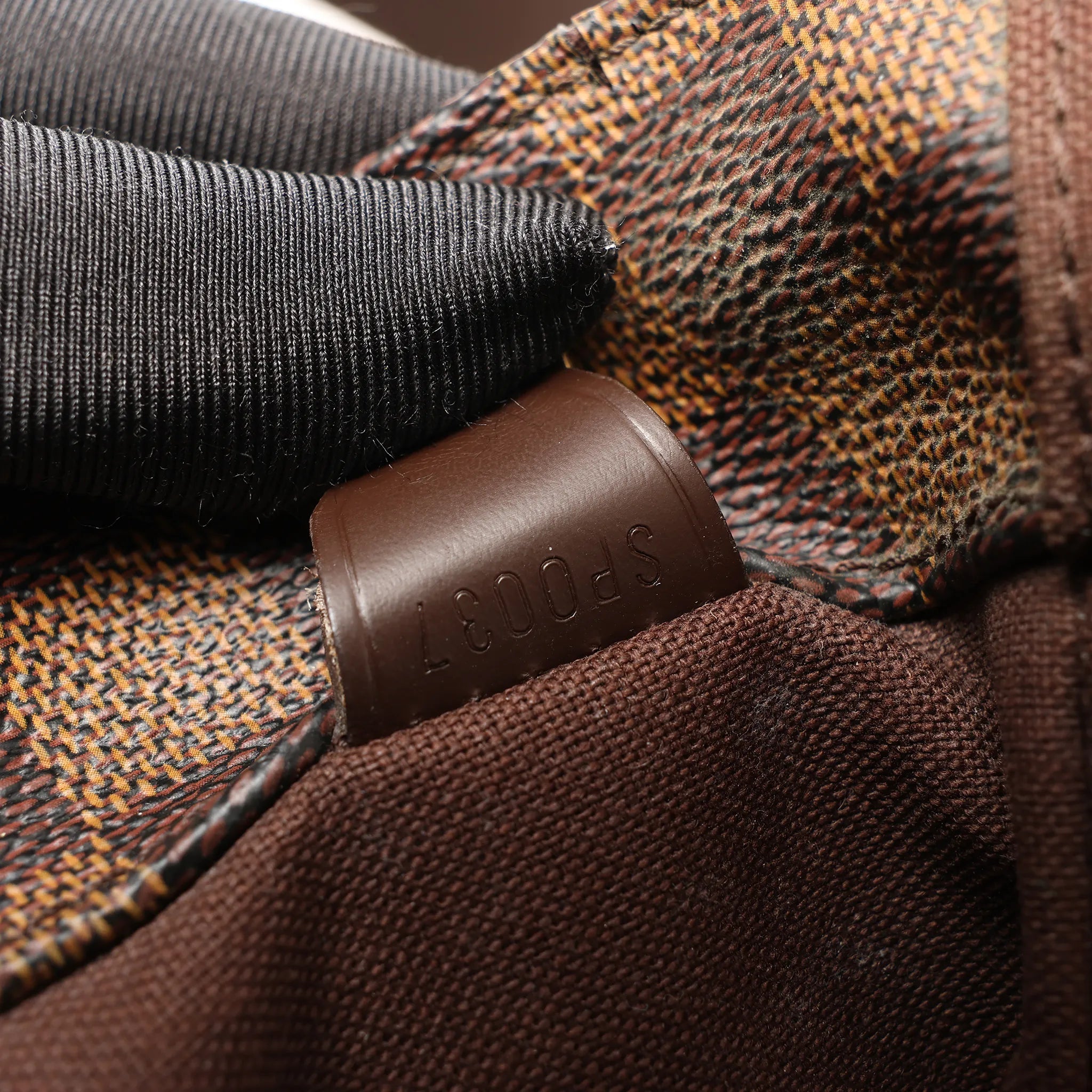 Louis Vuitton Bastille Damier Ebene Messenger Crossbody Bag in Brown N45258