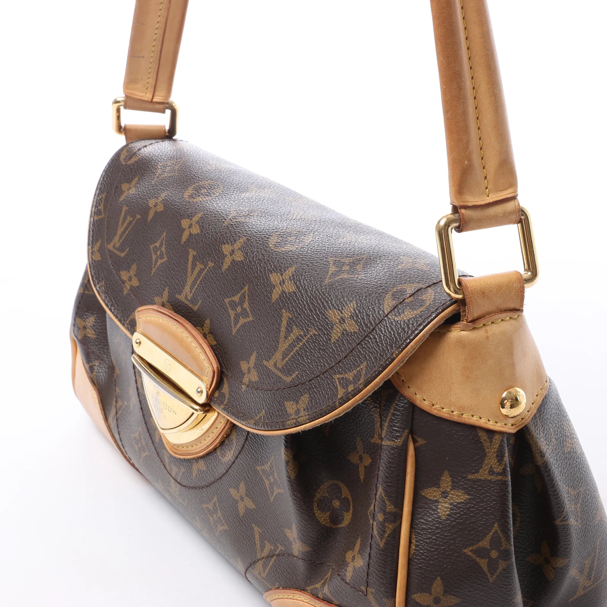 Louis Vuitton Beverly MM Monogram Canvas Shoulder Bag in Brown M40121
