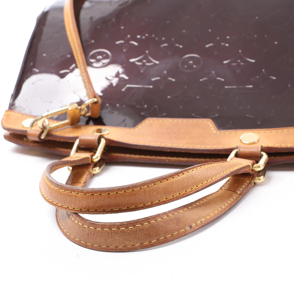 Louis Vuitton Blair MM Vernis 2Way Handbag in Amarante M91619