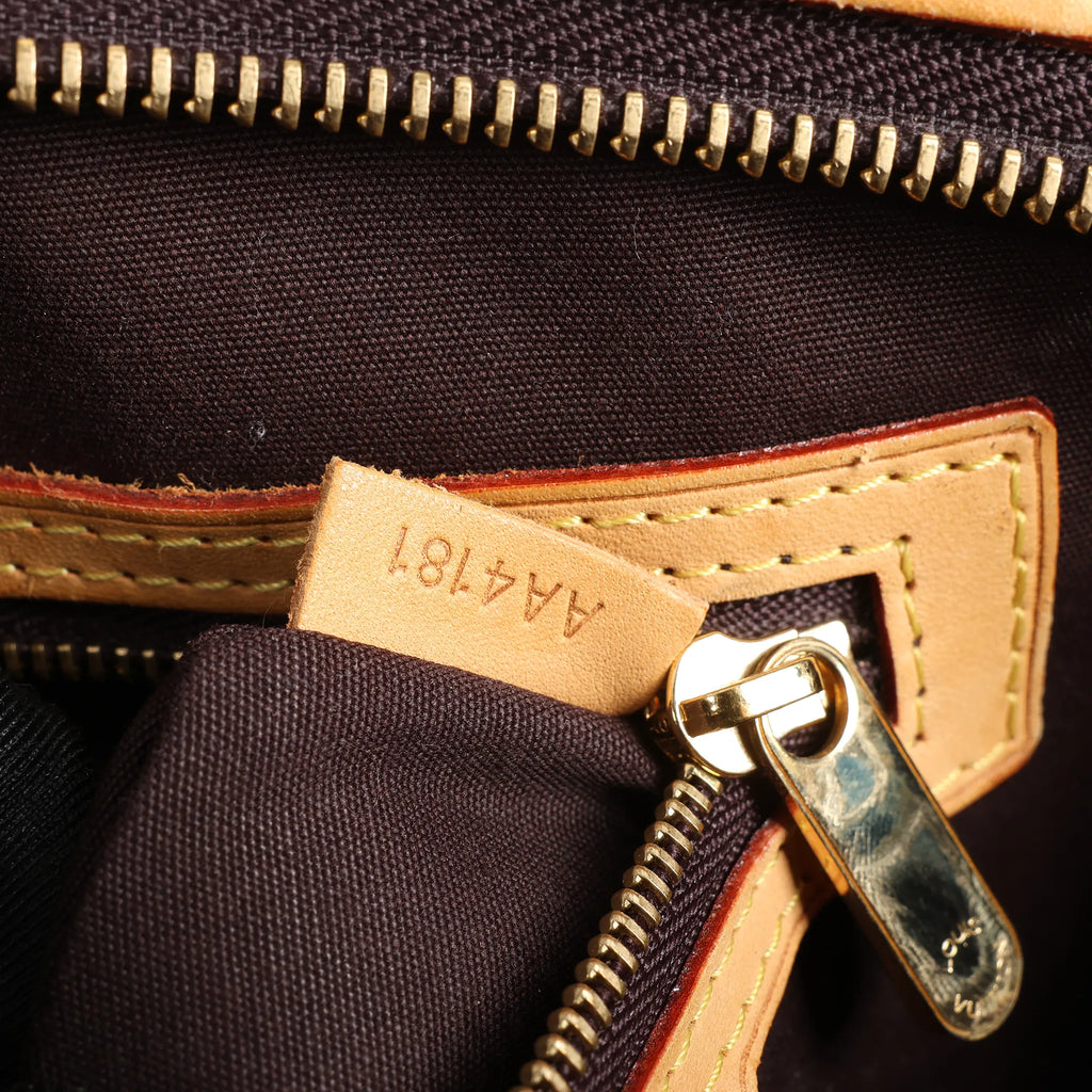 Louis Vuitton Blair MM Vernis 2Way Handbag in Amarante M91690