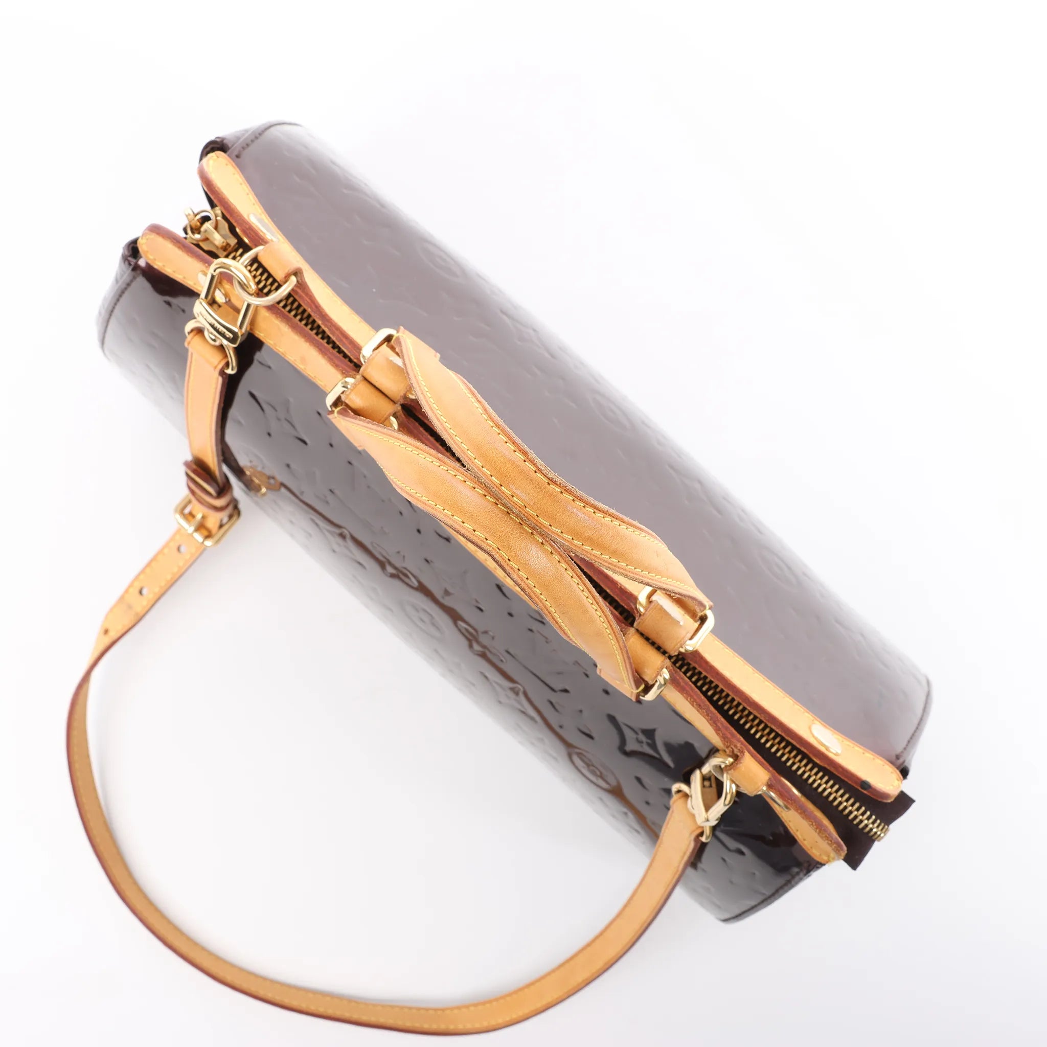 Louis Vuitton Blair MM Vernis 2Way Handbag in Amarante M91690