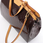 Louis Vuitton Blair MM Vernis 2Way Handbag in Amarante M91690
