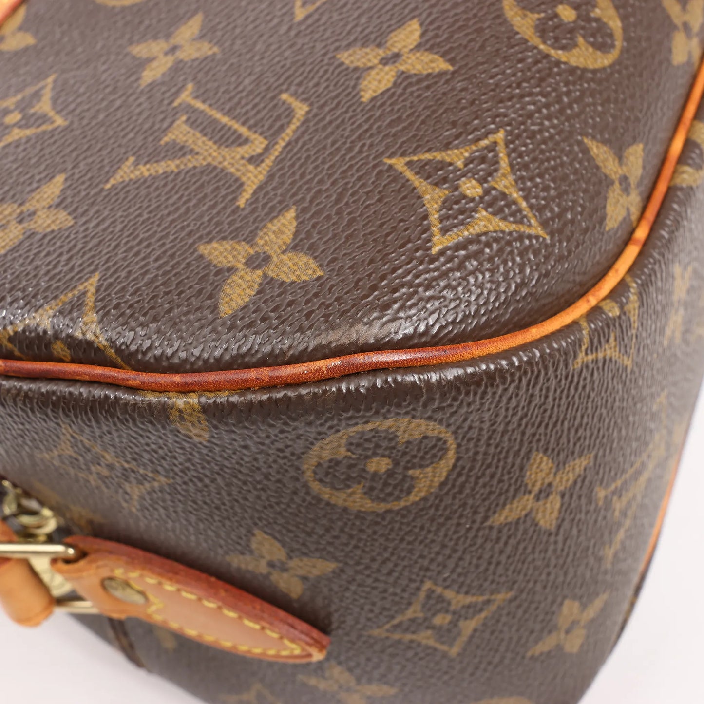 Louis Vuitton Monogram Canvas Blois Crossbody Bag M51221