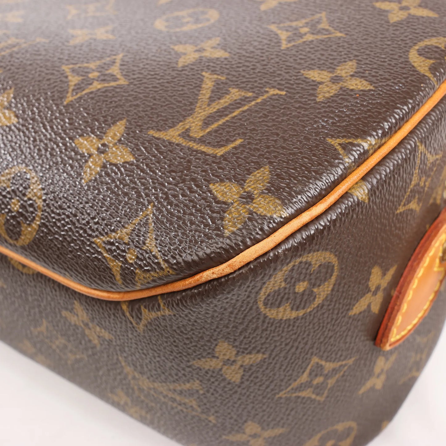 Louis Vuitton Monogram Canvas Blois Crossbody Bag M51221
