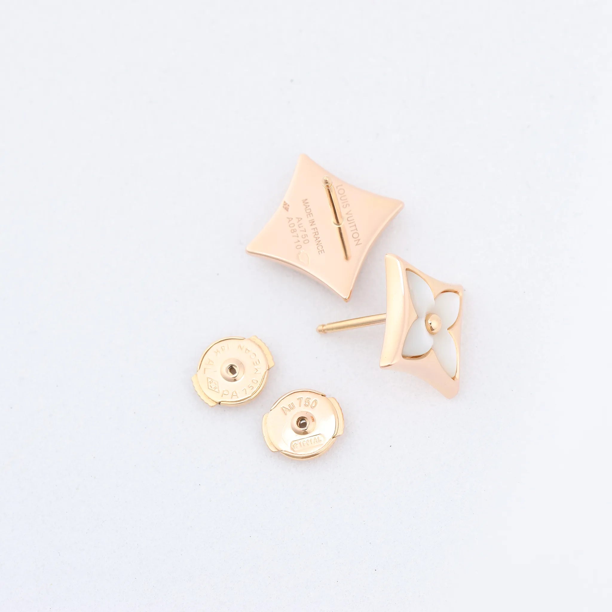 Louis Vuitton Blossom Puz Star Nakre Shells Earrings 750(PG) 3.7g 464622 A08710