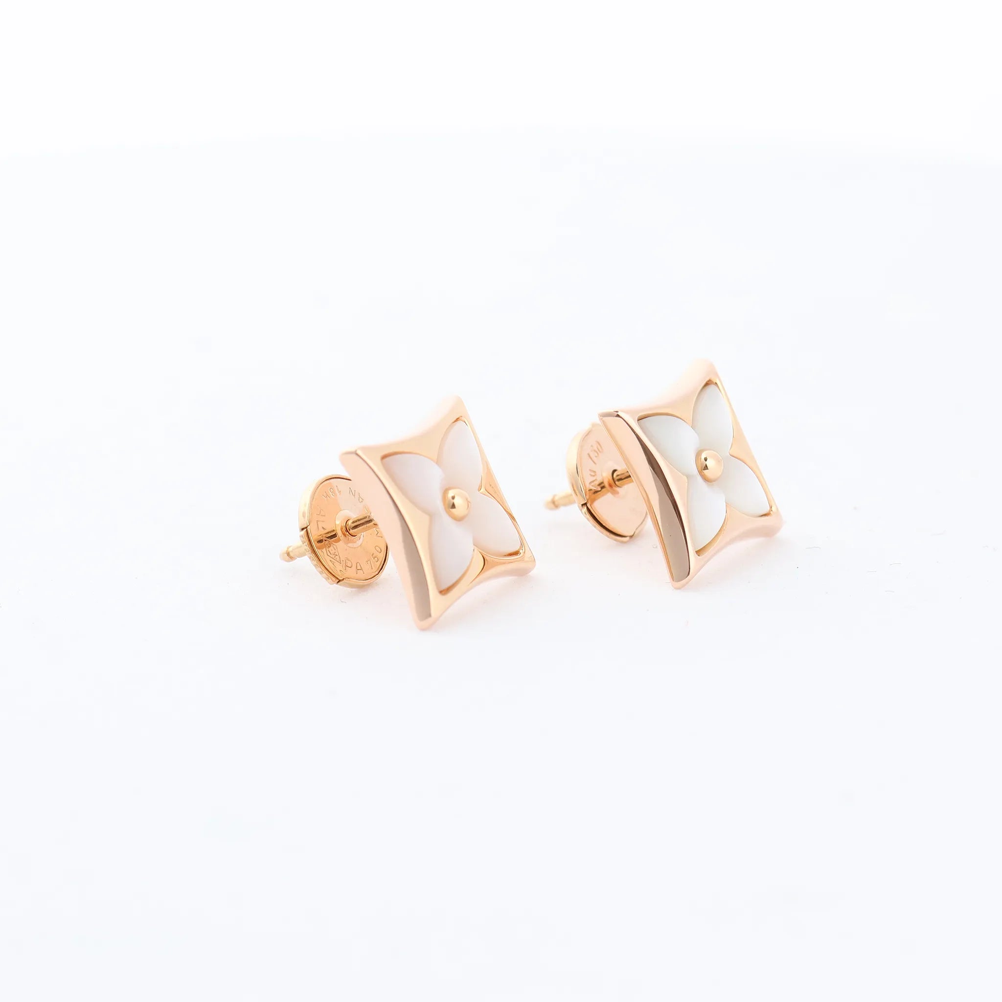 Louis Vuitton Blossom Puz Star Nakre Shells Earrings 750(PG) 3.7g 464622 A08710