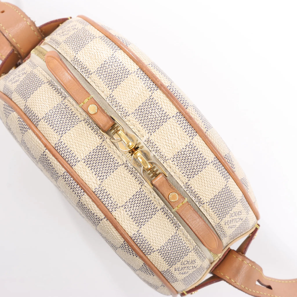 Louis Vuitton Boite Chapeau Souple Damier Azur Crossbody Bag in Beige N40333